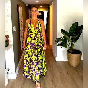 NWOT One Sz Dress I am 5’9” length it’s perfect . Length is 57 video is for ref